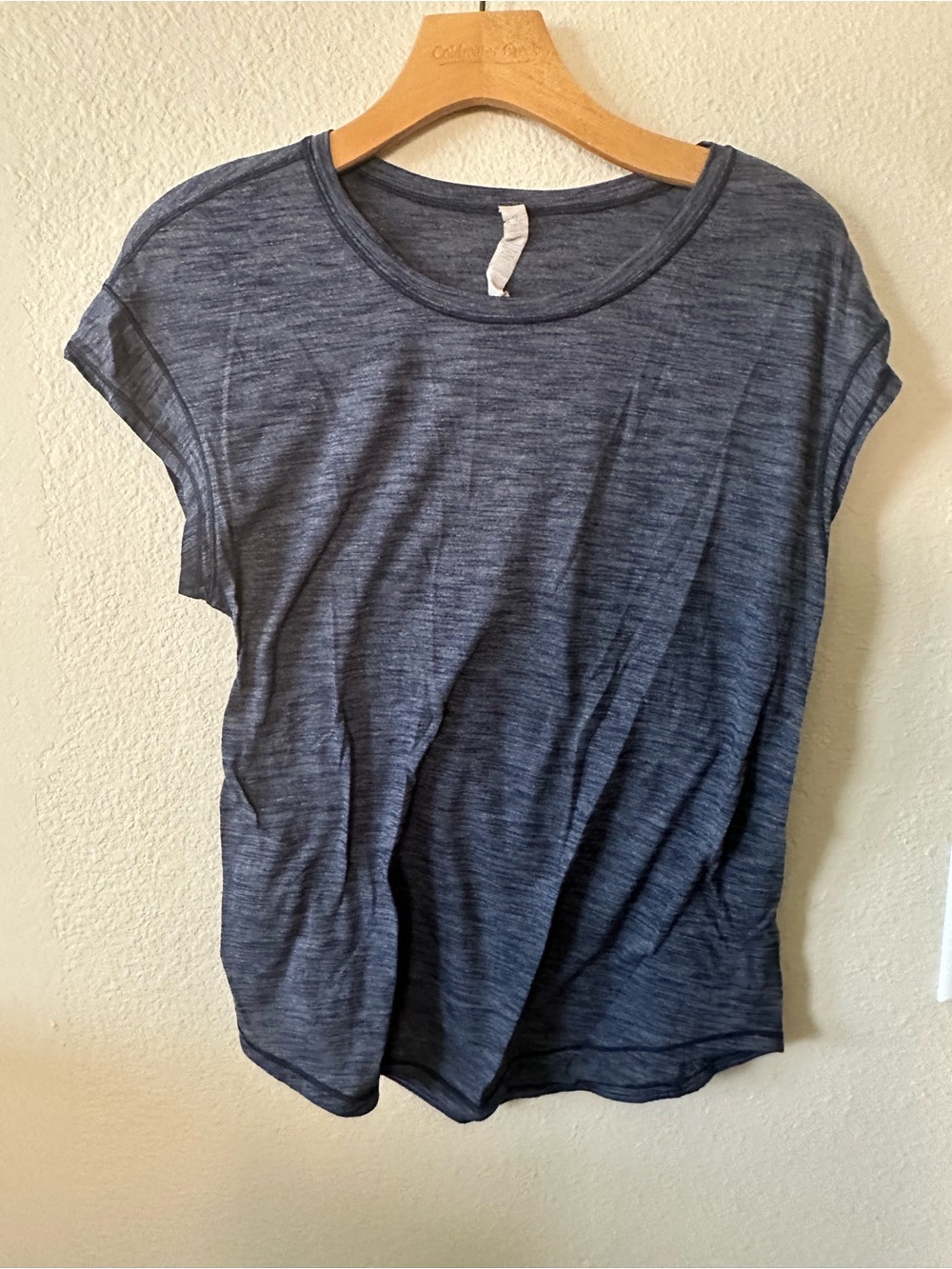 Lululenon  Womens Navy Heather Crew Neck Tee, pre-owned 1419